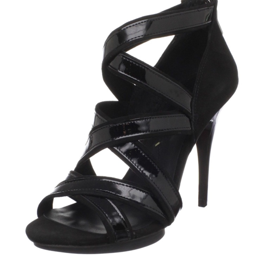BCBG EDDINA strappy heels ❤️ size 9